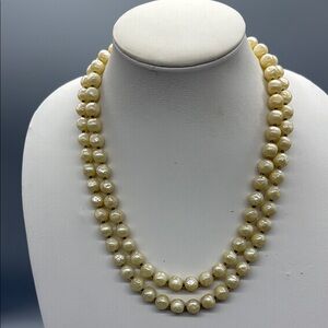 LIGHTWEIGHT VINTAGE CROW TRIFARI NECKLACE